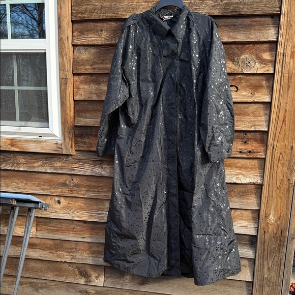 Fendi Jackets & Blazers - Fendi 365 Black Textured Coat lightweight trench vintage belted